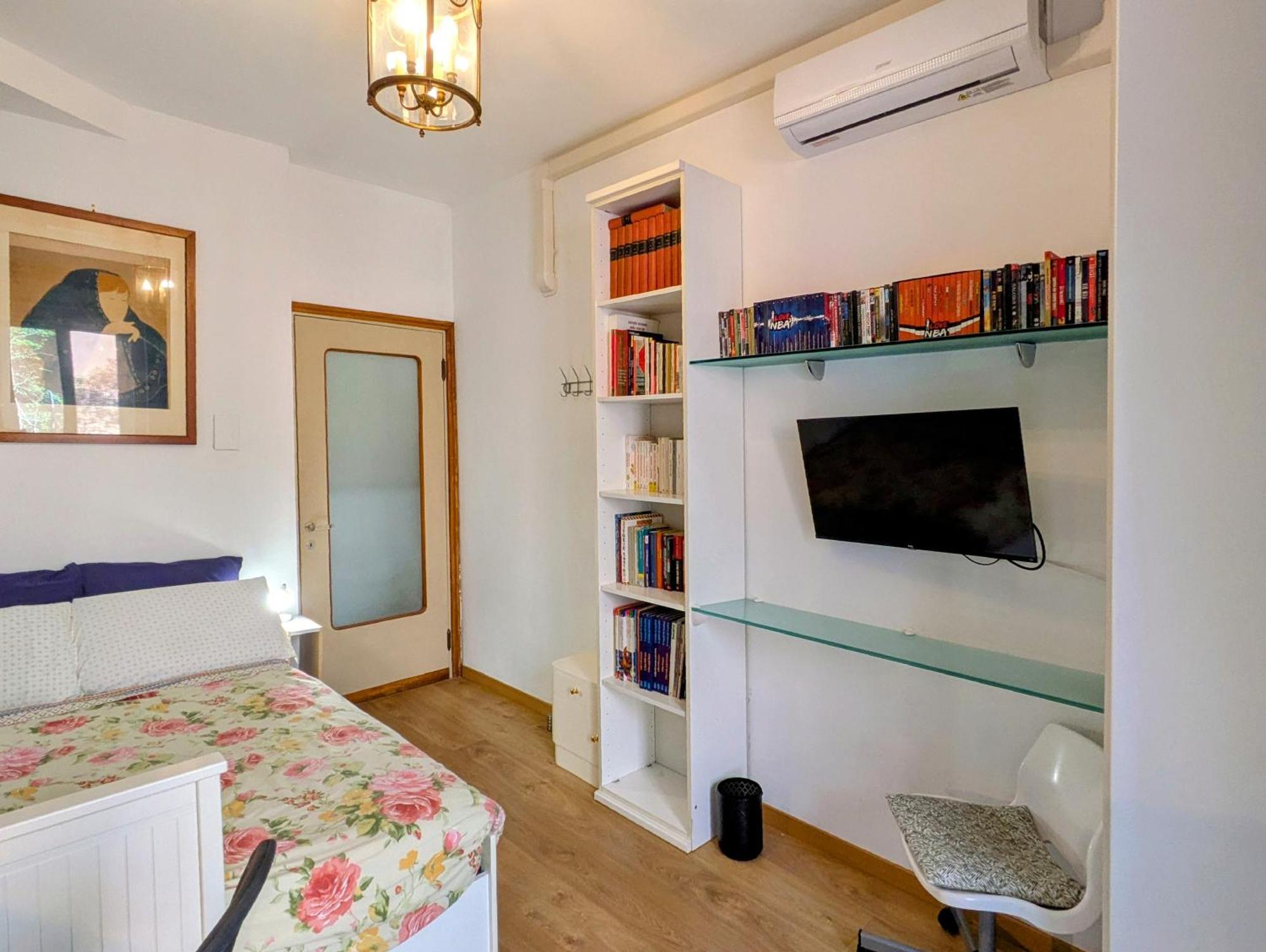 Alma Vacation Apartment In The Centre, Big Terrace Milan Exterior photo